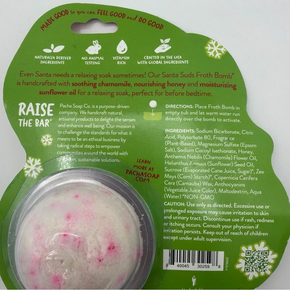 3 Pacha Soap Santa Suds Frothy The Snowman Sweet Gingerbread Bath‎ Bomb, 3 oz ea